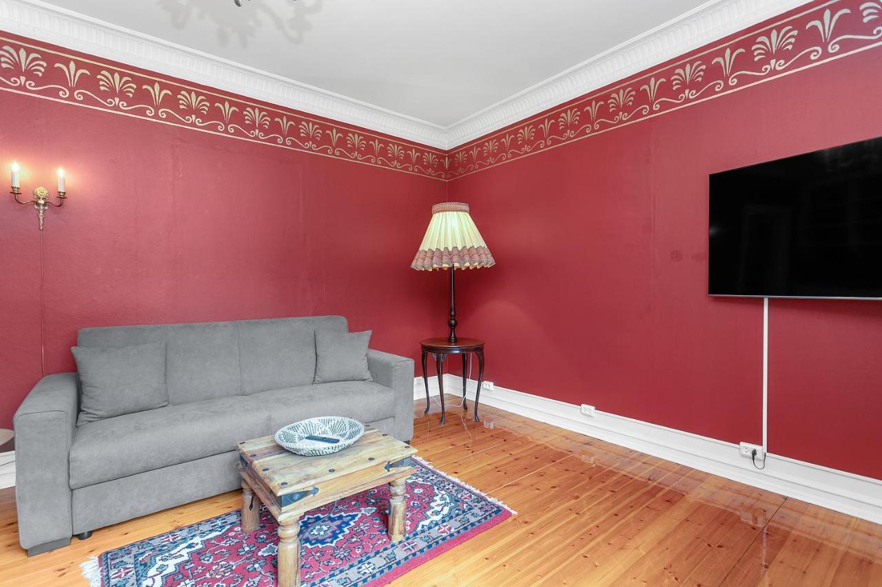 Charming Apartment - Amazing Downtown Location เรคยาวิก ภายนอก รูปภาพ