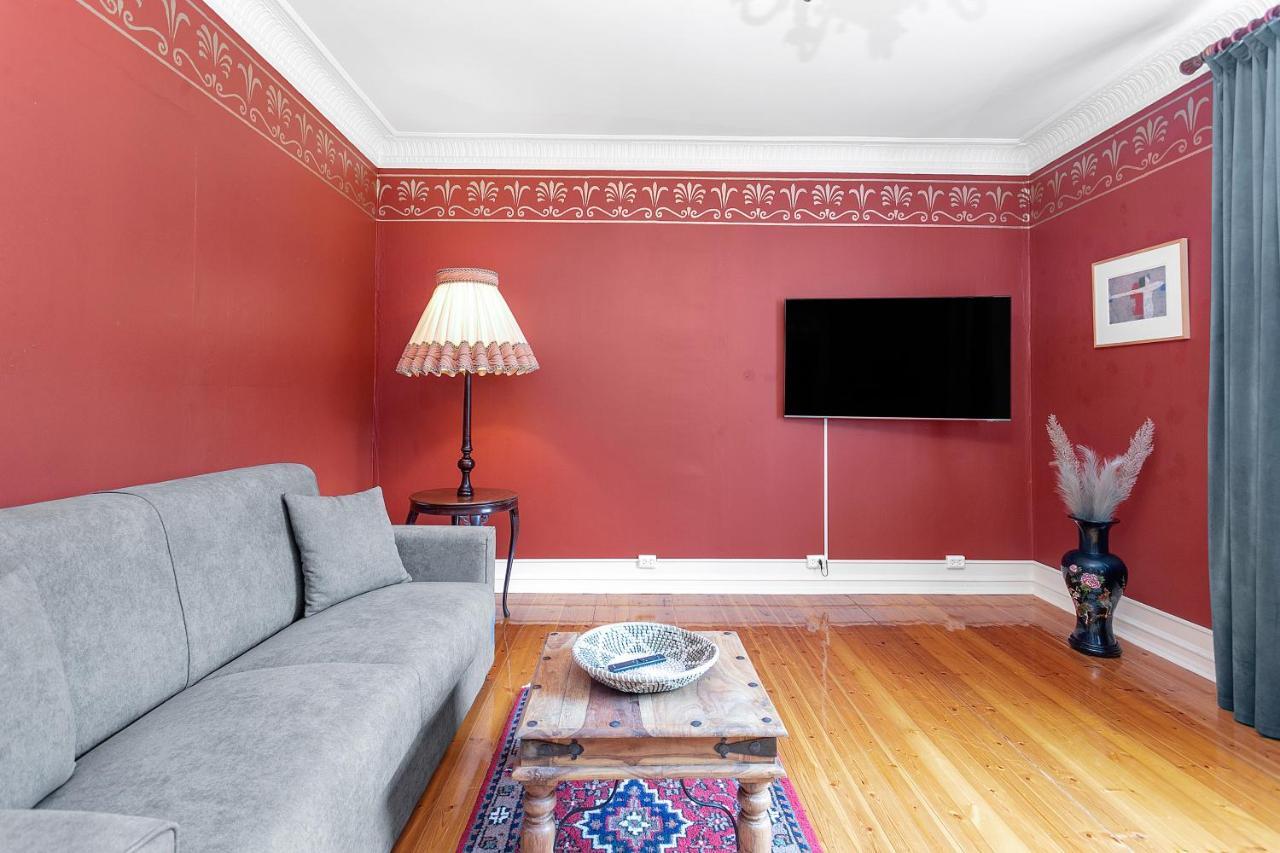 Charming Apartment - Amazing Downtown Location เรคยาวิก ภายนอก รูปภาพ