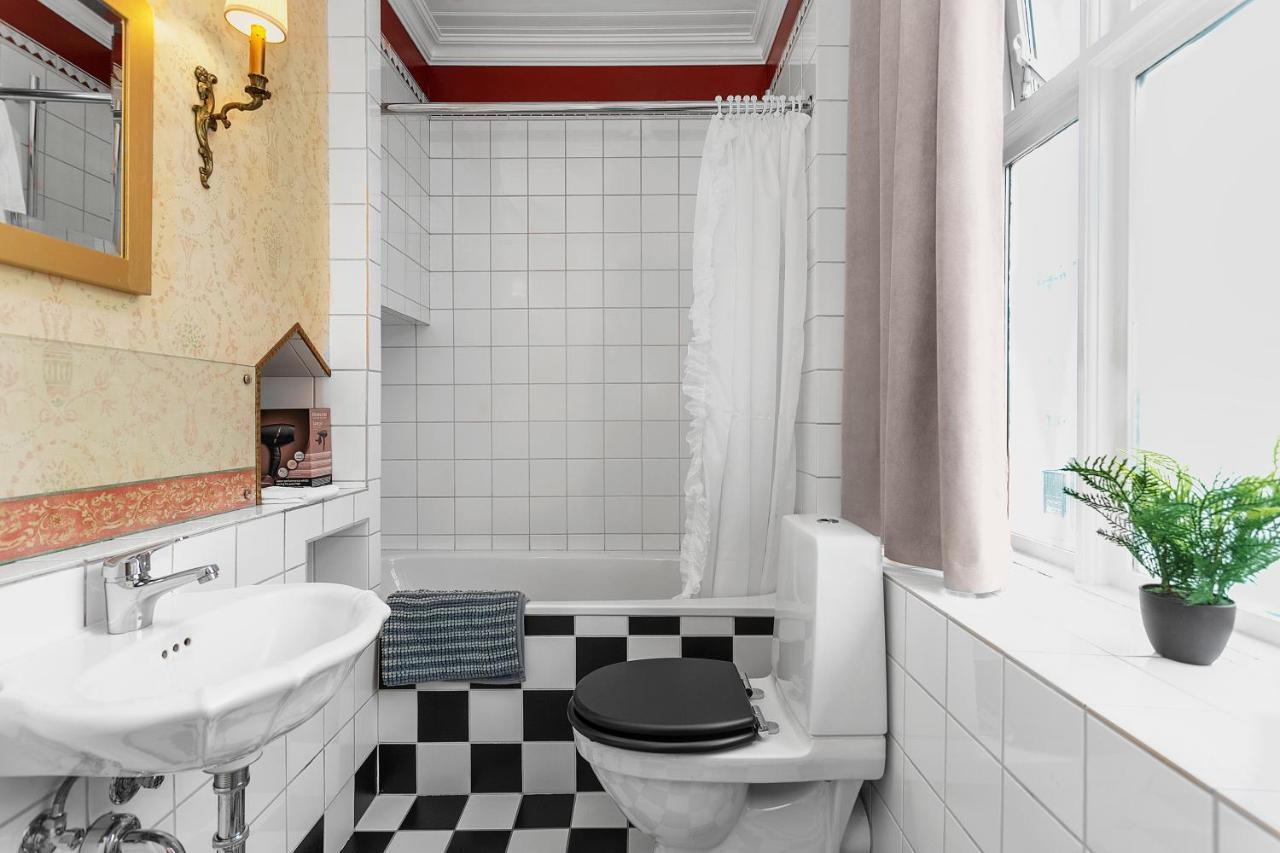Charming Apartment - Amazing Downtown Location เรคยาวิก ภายนอก รูปภาพ